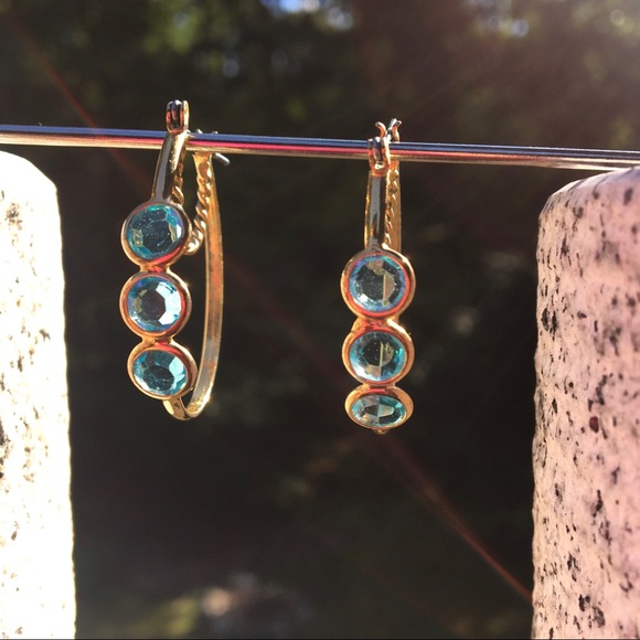 Blue Topaz triple stone hoop earrings - Picture 3 of 6